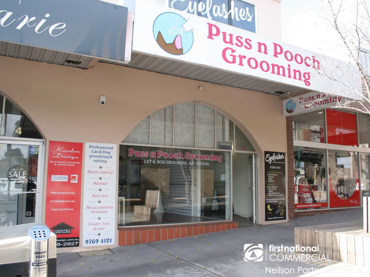 Click to view all images 5 Blackburne Square Berwick VIC 3806 - Image 1