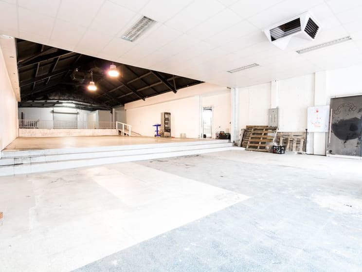 Click to view all images 361 Newcastle Street Northbridge WA 6003 - Image 2
