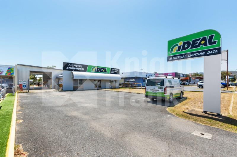 Click to view all images 301 Richardson Road Kawana QLD 4701 - Image 1