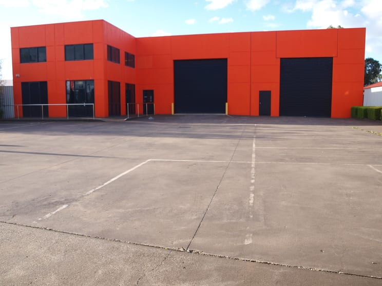 Click to view all images 152A High Street Melton VIC 3337 - Image 1