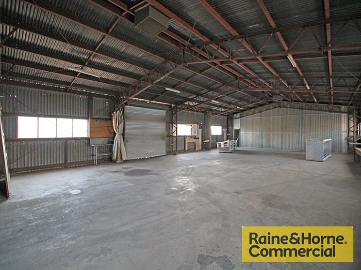 Click to view all images 13 Brewer Street Clontarf QLD 4019 - Image 3
