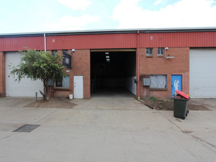 Click to view all images 7/353 Maitland Road Cessnock NSW 2325 - Image 2