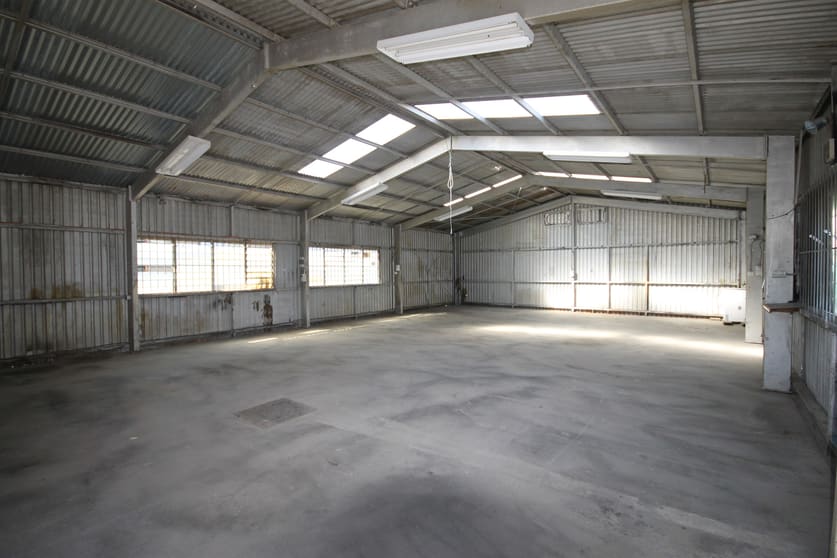 Click to view all images 2/125 Russell Street Cleveland QLD 4163 - Image 2
