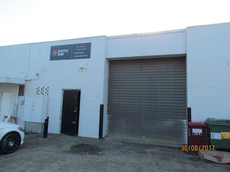 Click to view all images 2/142-144 High Street Melton VIC 3337 - Image 1