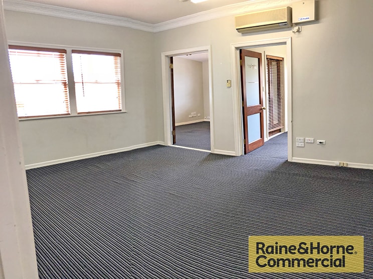 Click to view all images 9 Trout Street Ashgrove QLD 4060 - Image 2