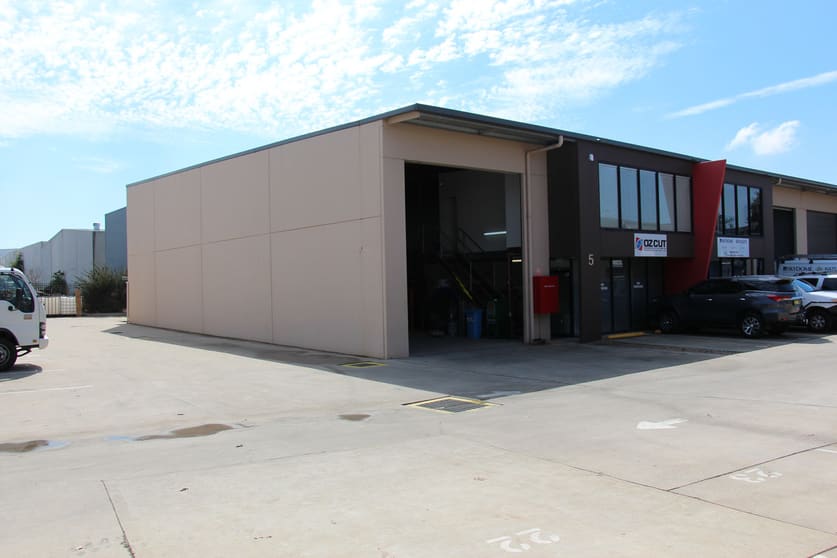Click to view all images Penrith NSW 2750 - Image 1