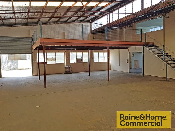 Click to view all images 1/47 Hayward Street Stafford QLD 4053 - Image 2