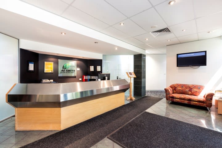 Click to view all images 107 Fison Avenue Eagle Farm QLD 4009 - Image 3