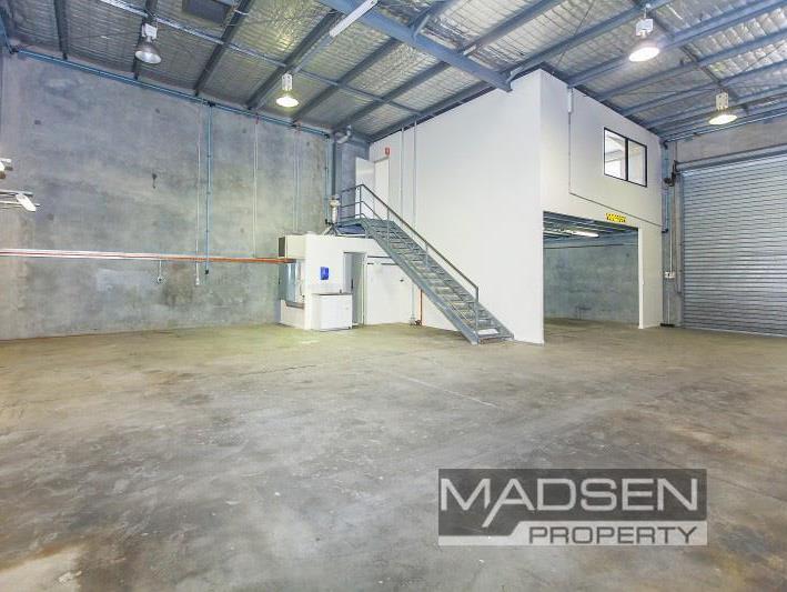 Click to view all images Rear/72 Mica Street Carole Park QLD 4300 - Image 1