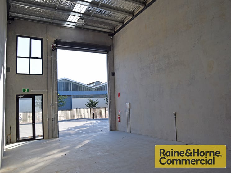 Click to view all images 43/16 Crockford Street Northgate QLD 4013 - Image 3