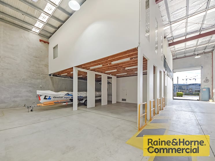 Click to view all images 2/34 Thompson Street Bowen Hills QLD 4006 - Image 3