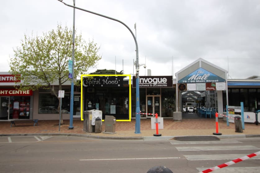 Click to view all images 2/86 Main Street Mornington VIC 3931 - Image 3