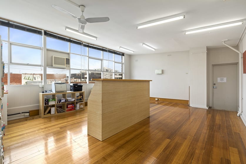 Click to view all images 5/689 Centre Road Bentleigh East VIC 3165 - Image 3