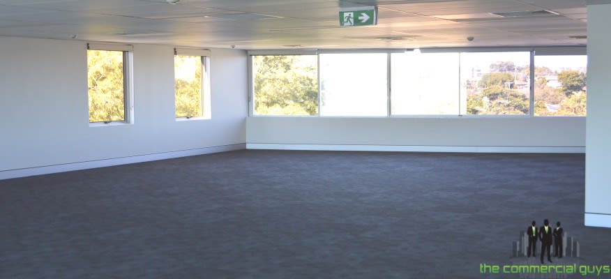 Click to view all images S.45, Lvl4 3-15 Dennis Springwood QLD 4127 - Image 1