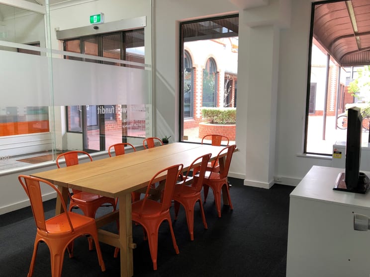 Click to view all images 4/322 St Kilda Road St Kilda VIC 3182 - Image 2