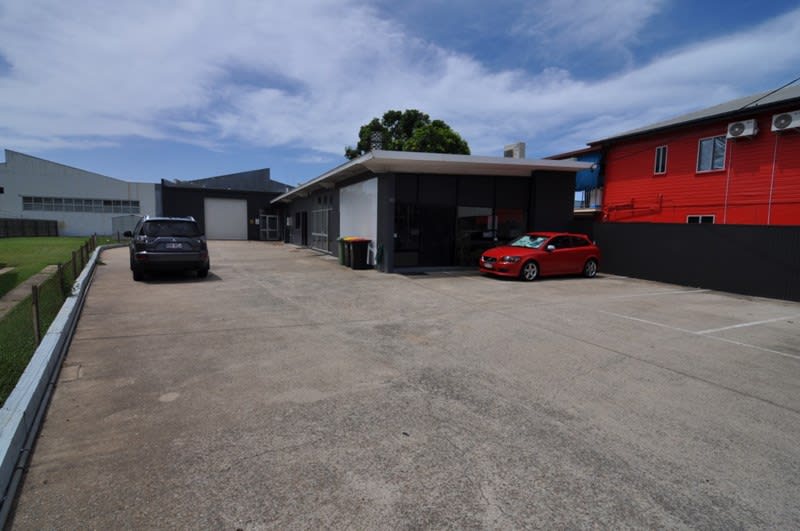 Click to view all images 1/113 Boundary Street Railway Estate QLD 4810 - Image 3