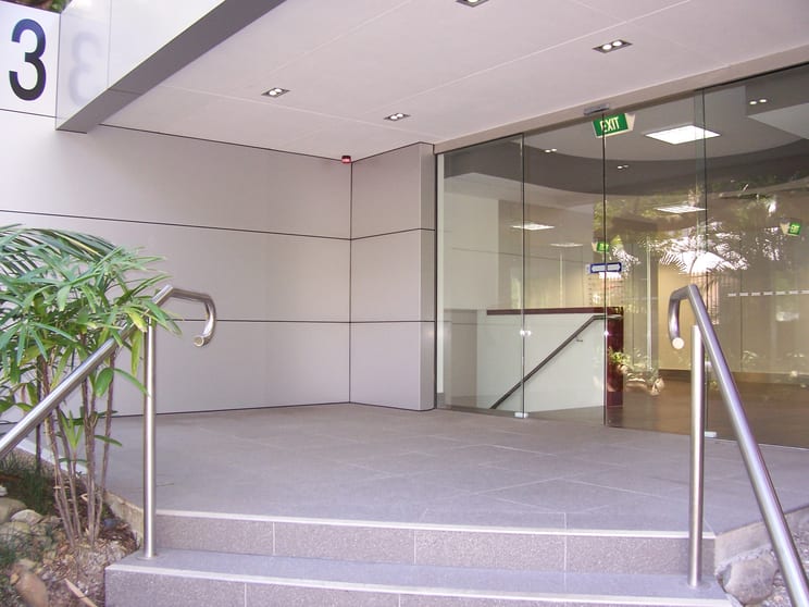 Click to view all images Southport QLD 4215 - Image 1