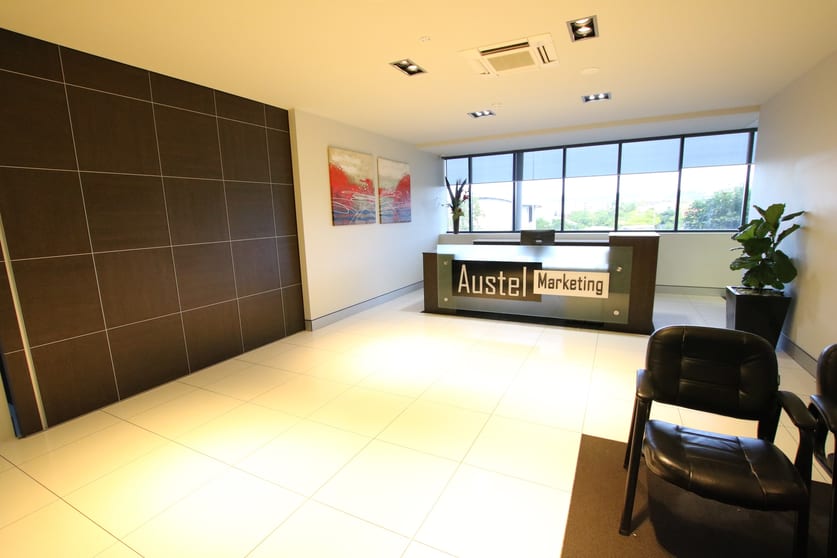 Click to view all images 2 Boston Court Varsity Lakes QLD 4227 - Image 3
