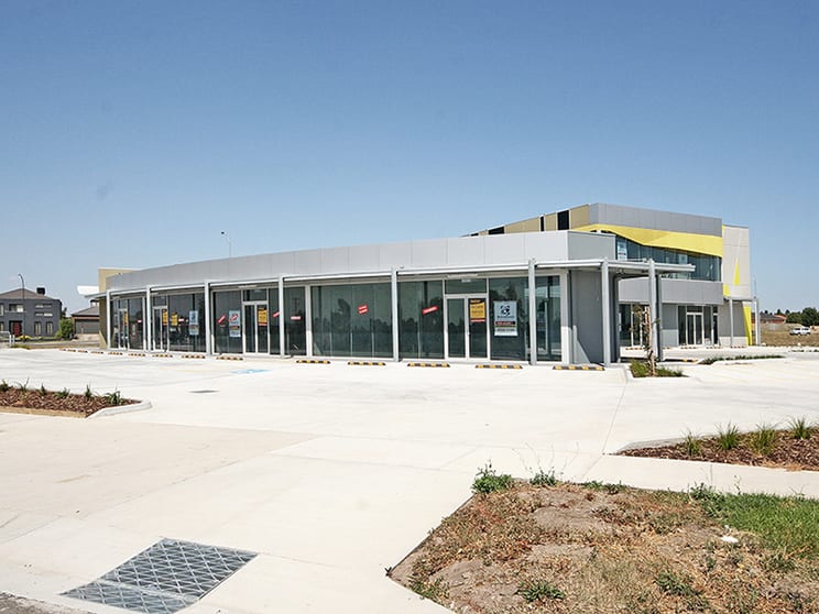 7/195 Evans Road Cranbourne VIC 3977 - Image 2