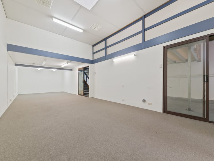 Click to view all images 10/92-94 Briggs Street Welshpool WA 6106 - Image 1