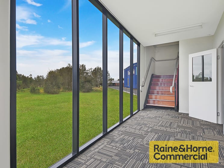 Click to view all images 18/23 Ashtan Place Banyo QLD 4014 - Image 2
