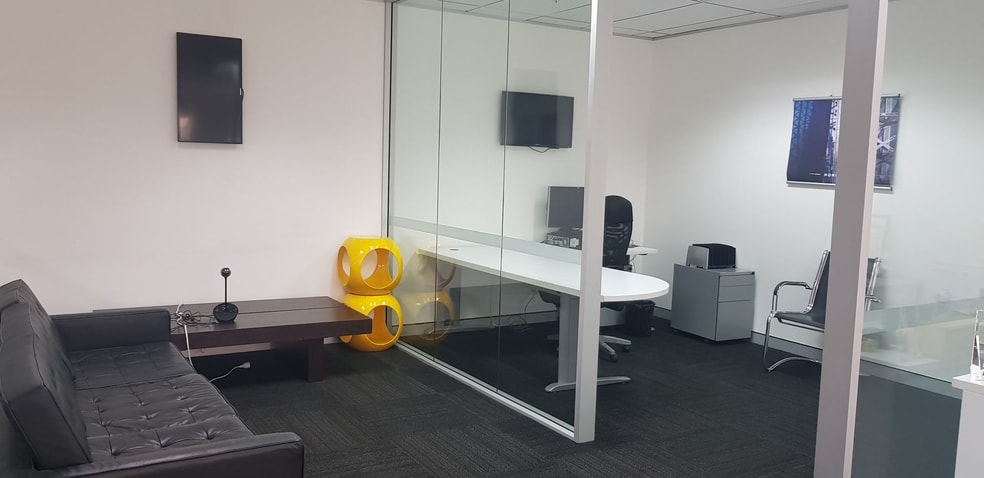 Click to view all images Suite 3.03/33-35 Saunders Street Pyrmont NSW 2009 - Image 2