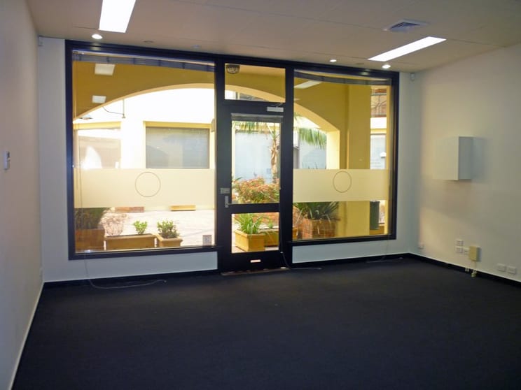 Click to view all images Suite 16/255 Drummond Street Carlton VIC 3053 - Image 3