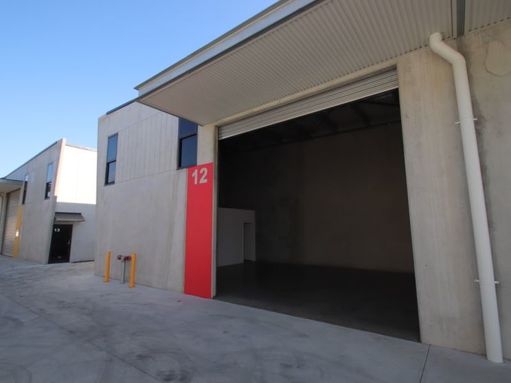 Click to view all images 12/7 Investigator Drive Unanderra NSW 2526 - Image 2