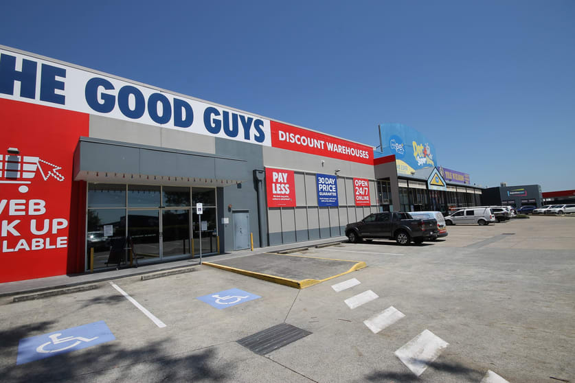 Click to view all images 2/135 Redland Bay Road Capalaba QLD 4157 - Image 3