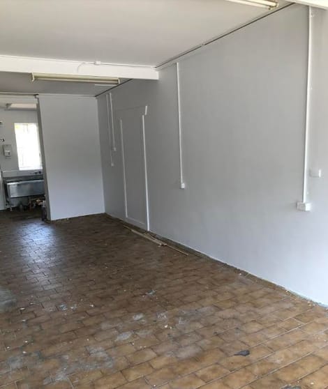 Click to view all images Shop 2/14 Lincoln Street Strathpine QLD 4500 - Image 3