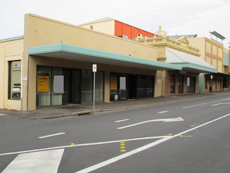 Click to view all images 42 Neil Street Toowoomba City QLD 4350 - Image 2