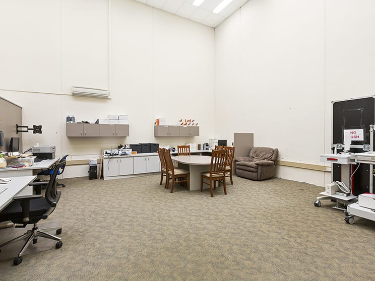 Click to view all images E4/2A Westall Road Clayton VIC 3168 - Image 3