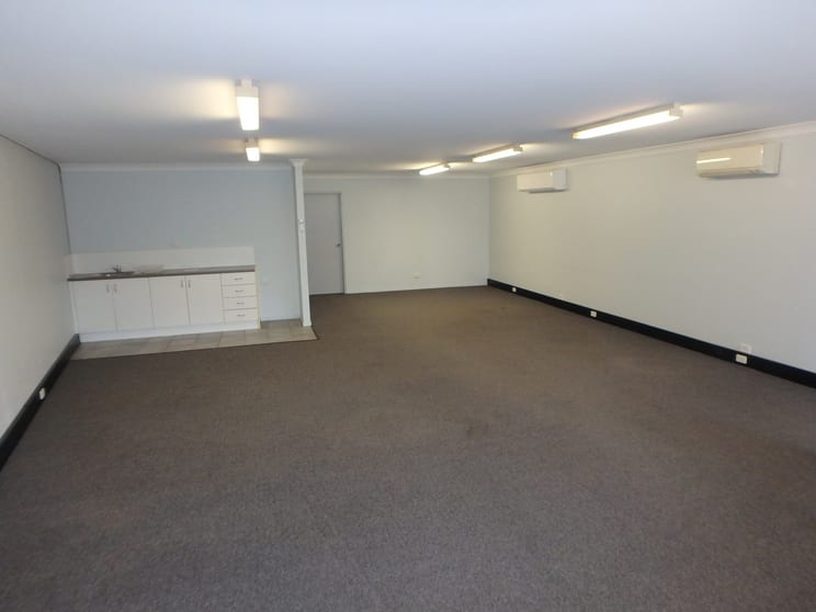 Click to view all images 6b/158 Murarrie Road Murarrie QLD 4172 - Image 2