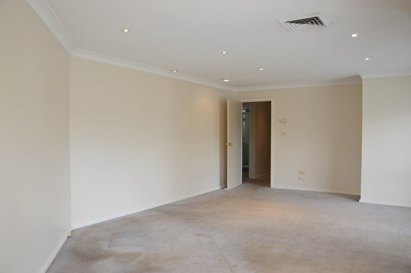 Click to view all images 2/2 Sir John Jamison Circuit Glenmore Park NSW 2745 - Image 3