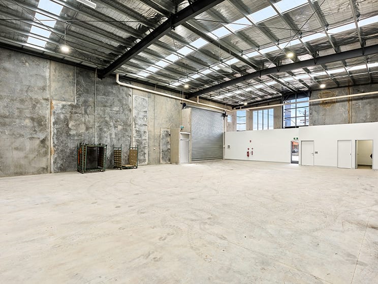 Click to view all images 38 Halsey Road Airport West VIC 3042 - Image 3