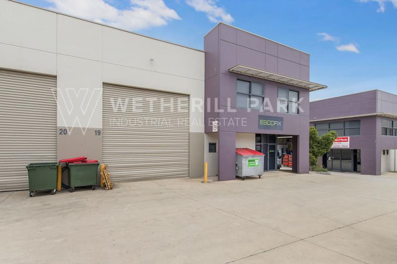 Click to view all images Smithfield NSW 2164 - Image 2