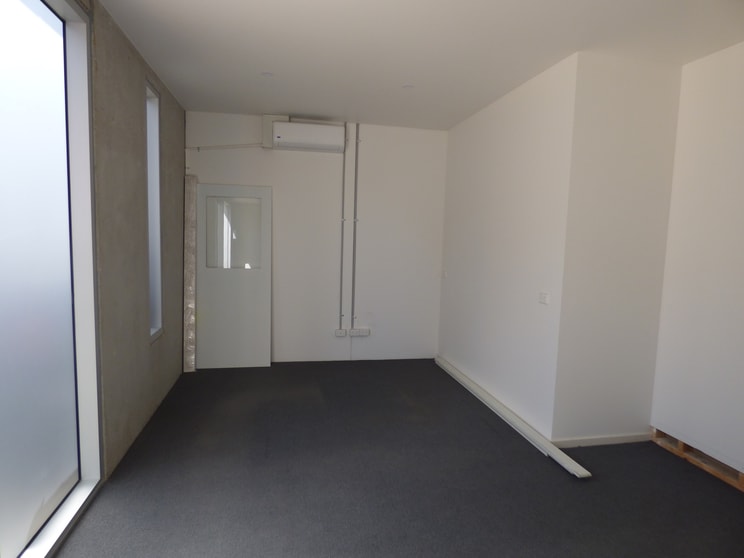 6/2 Clive Street Springvale VIC 3171 - Image 3