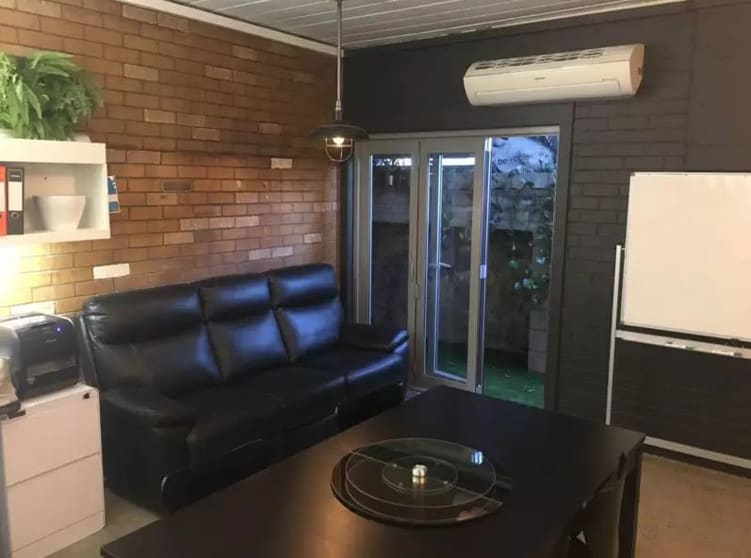 Click to view all images 9 Hynes Street Fortitude Valley QLD 4006 - Image 3
