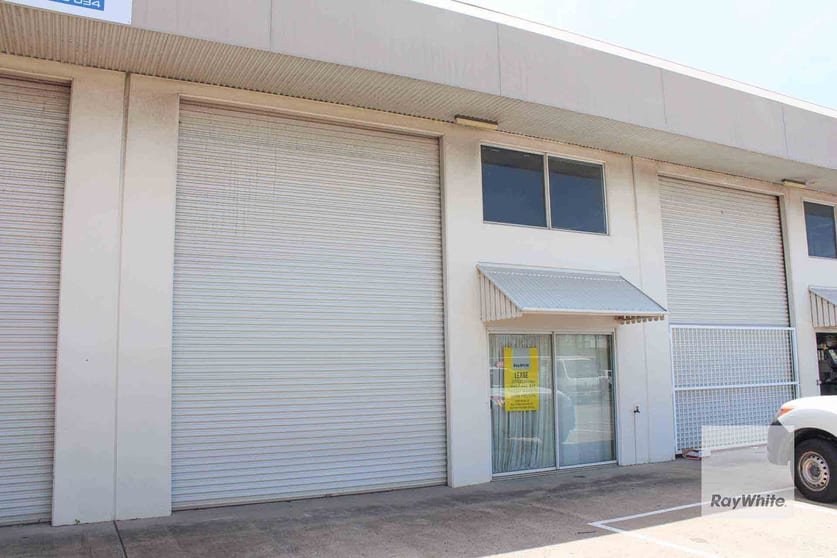 Click to view all images 4/2 Machinery Avenue Warana QLD 4575 - Image 1