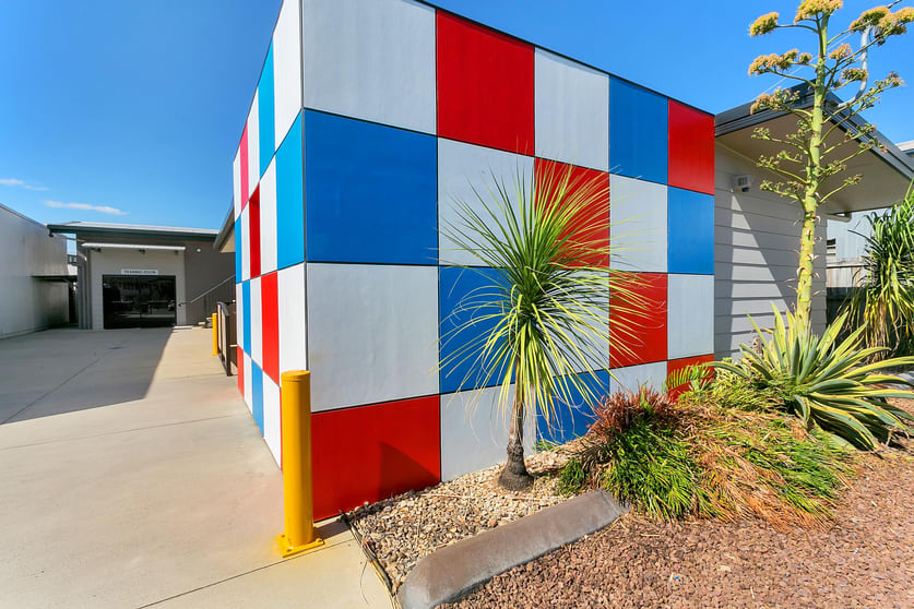 Click to view all images 261 Spence Street Bungalow QLD 4870 - Image 2