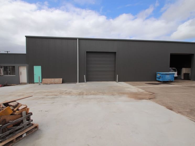 Click to view all images 1/123 Industrial Road Oak Flats NSW 2529 - Image 2