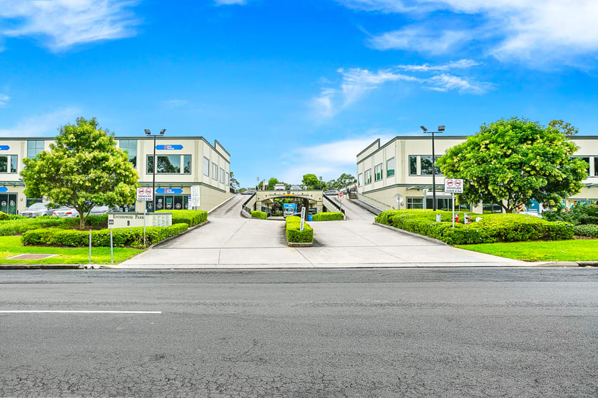 Click to view all images 6/9 Hoyle Avenue Castle Hill NSW 2154 - Image 1