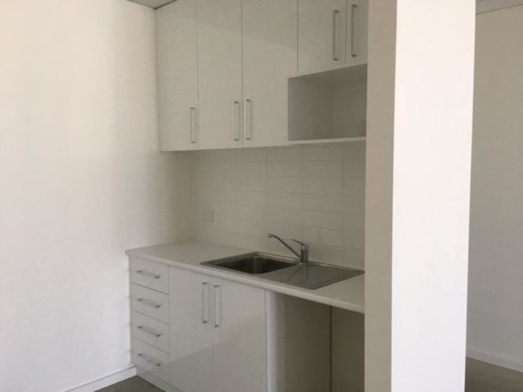 Click to view all images 15 Pearl Street Torquay VIC 3228 - Image 3