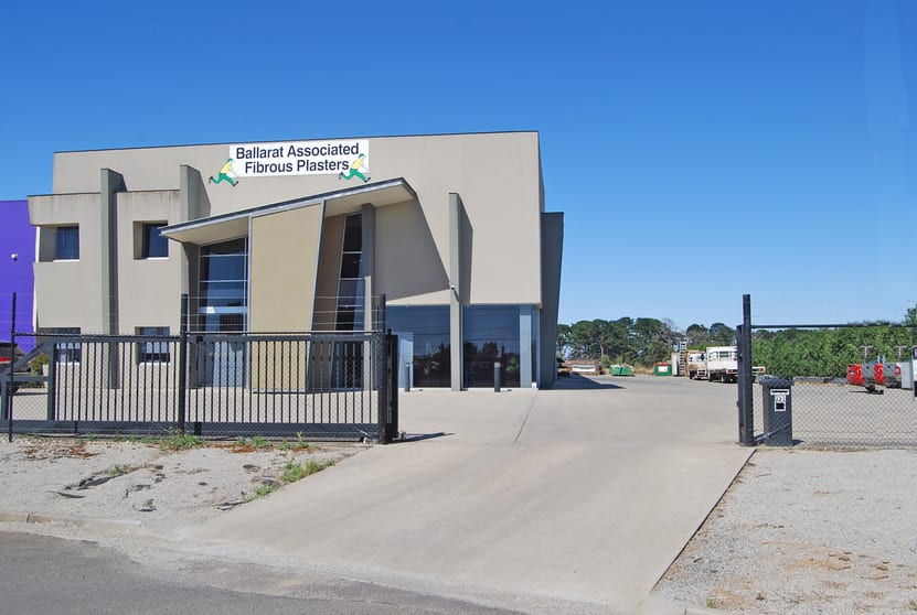 Click to view all images 351 Learmonth Road Mitchell Park VIC 3355 - Image 1