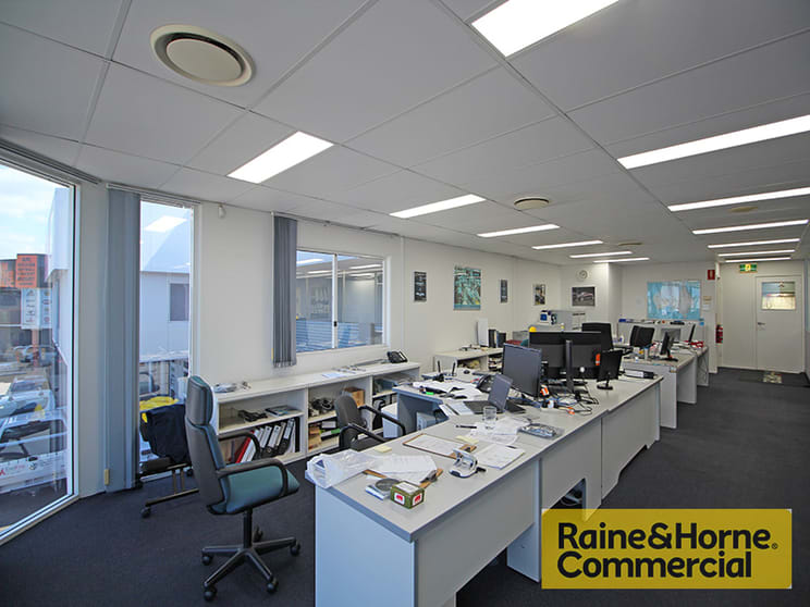 Click to view all images 4/400 Newman Road Geebung QLD 4034 - Image 2