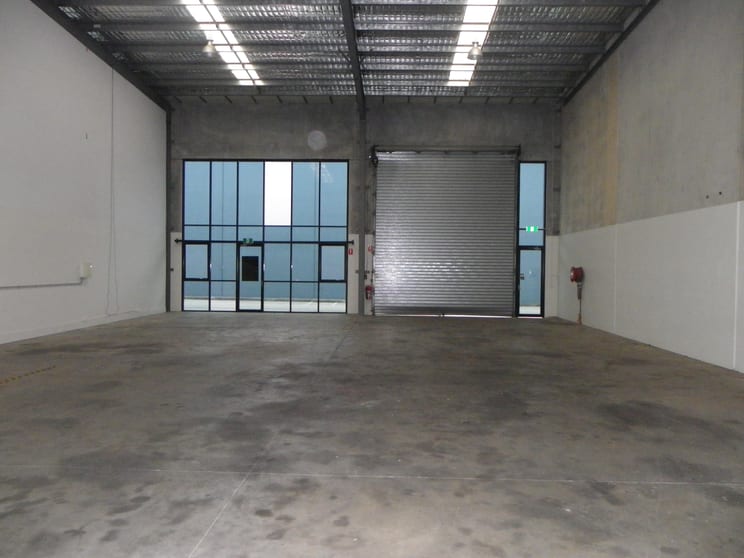 Click to view all images 2/23-25 Lear Jet Drive Caboolture QLD 4510 - Image 2