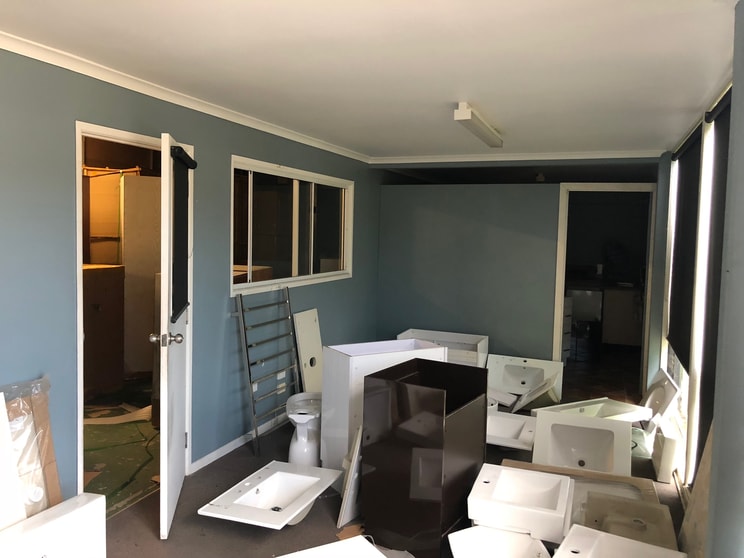 Click to view all images 1/27 Central Drive Burleigh Heads QLD 4220 - Image 2