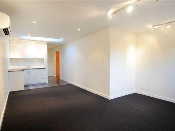 Click to view all images Level 1 Suite 2/104 Elizabeth Street Launceston TAS 7250 - Image 3