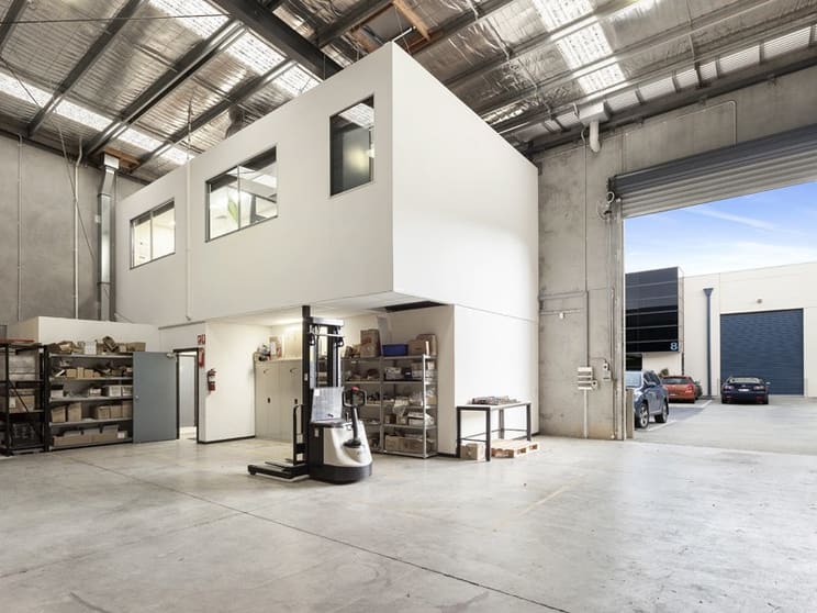 Click to view all images 5/21 Howleys Road Notting Hill VIC 3168 - Image 2