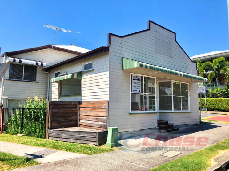 Click to view all images 24 Oxford Street Bulimba QLD 4171 - Image 3